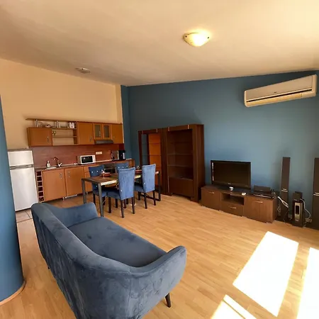 - Prestige Sea Viev *