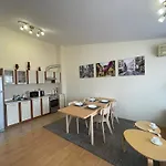 - Prestige Sea Viev Апартаменты *