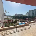 - Prestige Sea Viev Апартаменты