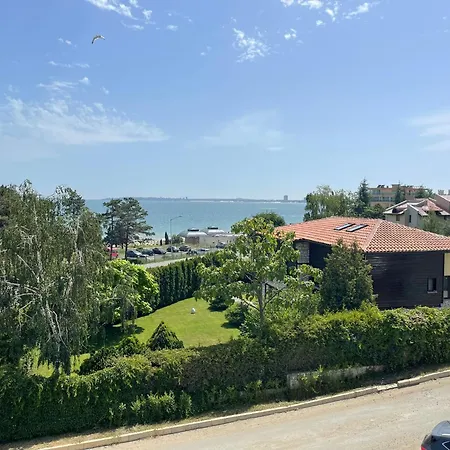 - Prestige Sea Viev Апартаменты