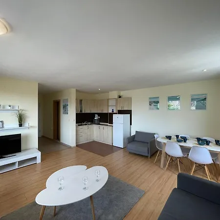 - Prestige Sea Viev סאני ביץ'