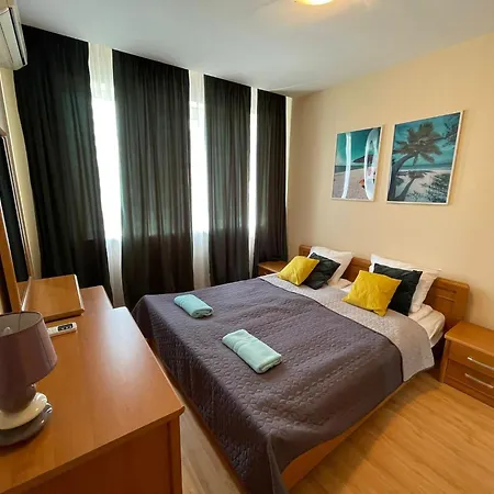 - Prestige Sea Viev * Sunny Beach