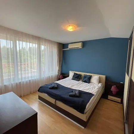- Prestige Sea Viev Apartament *
