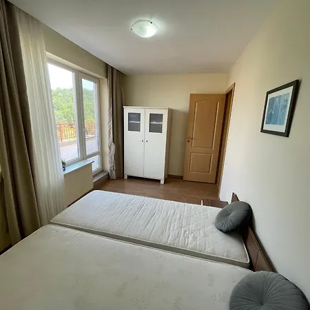 - Prestige Sea Viev Apartament *