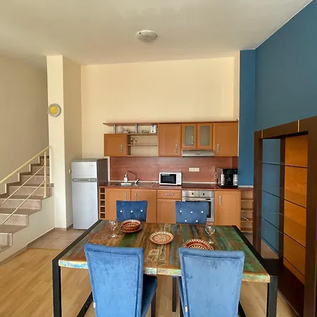 - Prestige Sea Viev דירה