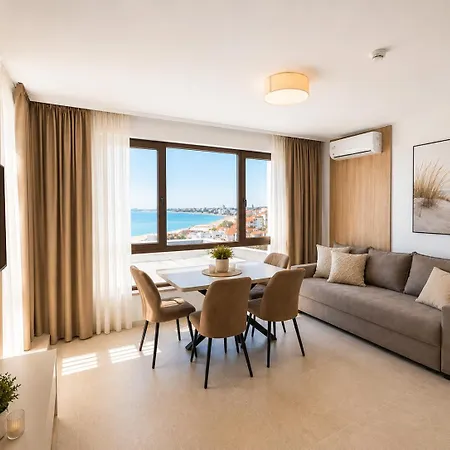 & - Sea Viev ساني بيتش