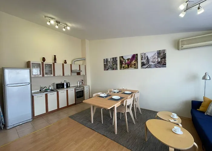 - Prestige Sea Viev Апартамент *