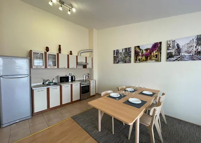 - Prestige Sea Viev Апартамент *