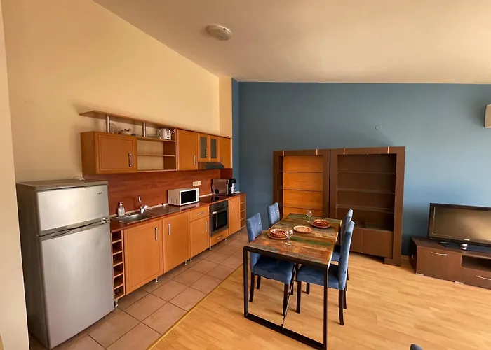 - Prestige Sea Viev Апартамент *